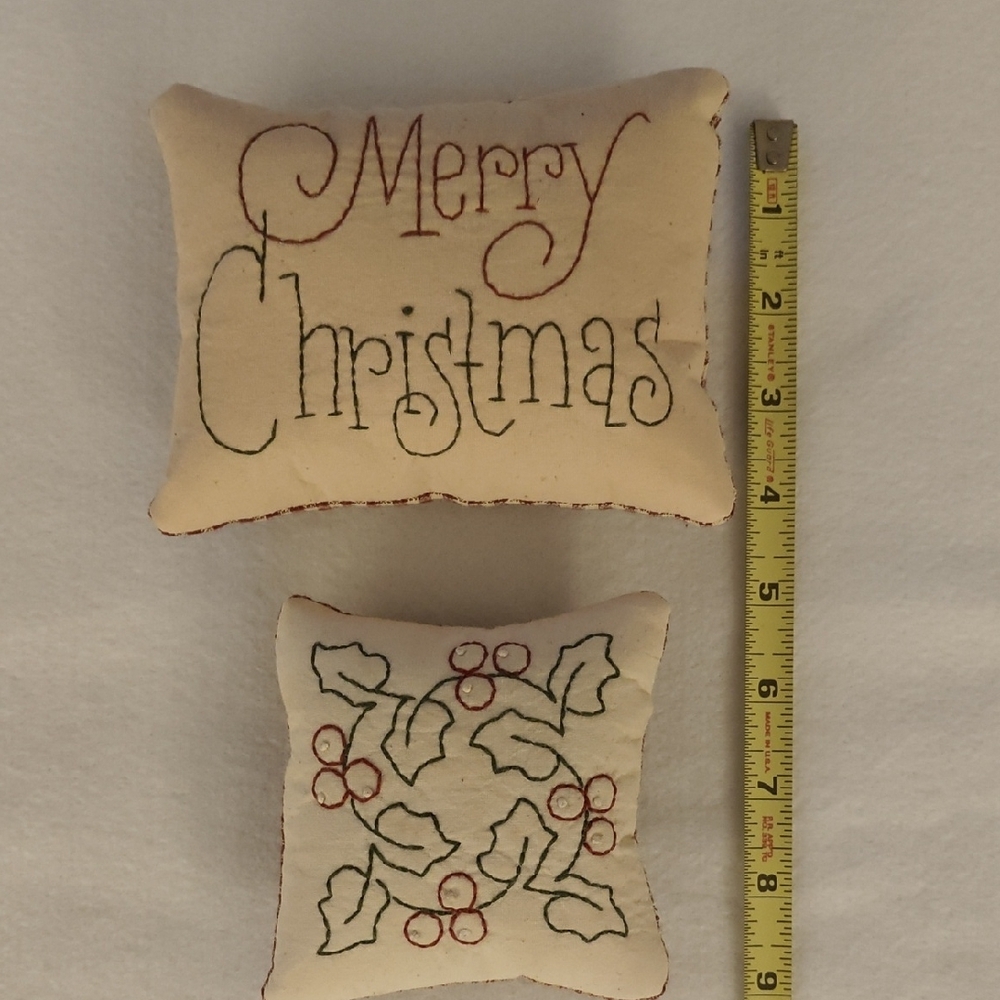 Merry Christmas Decorative Pillow - Cream Set Two Pillows